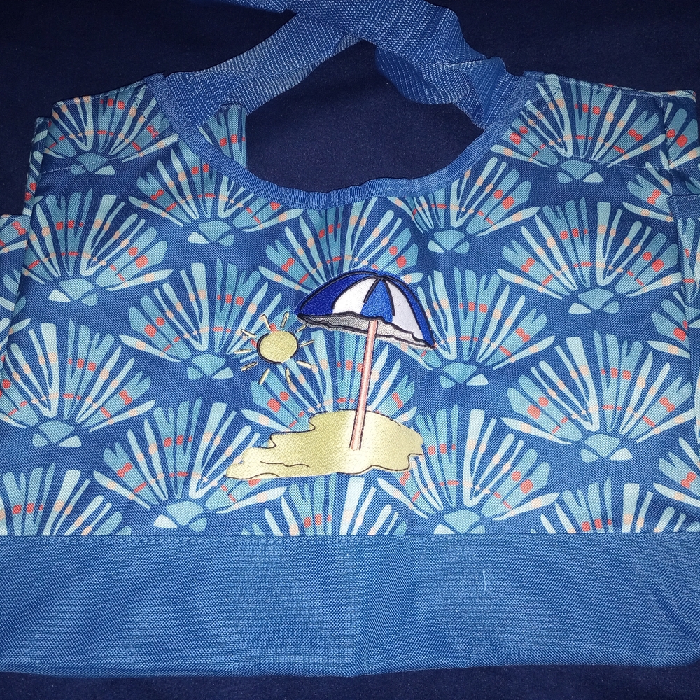 Bundle Thirty-One Blue Patterned Shoulder Bag And Pouch